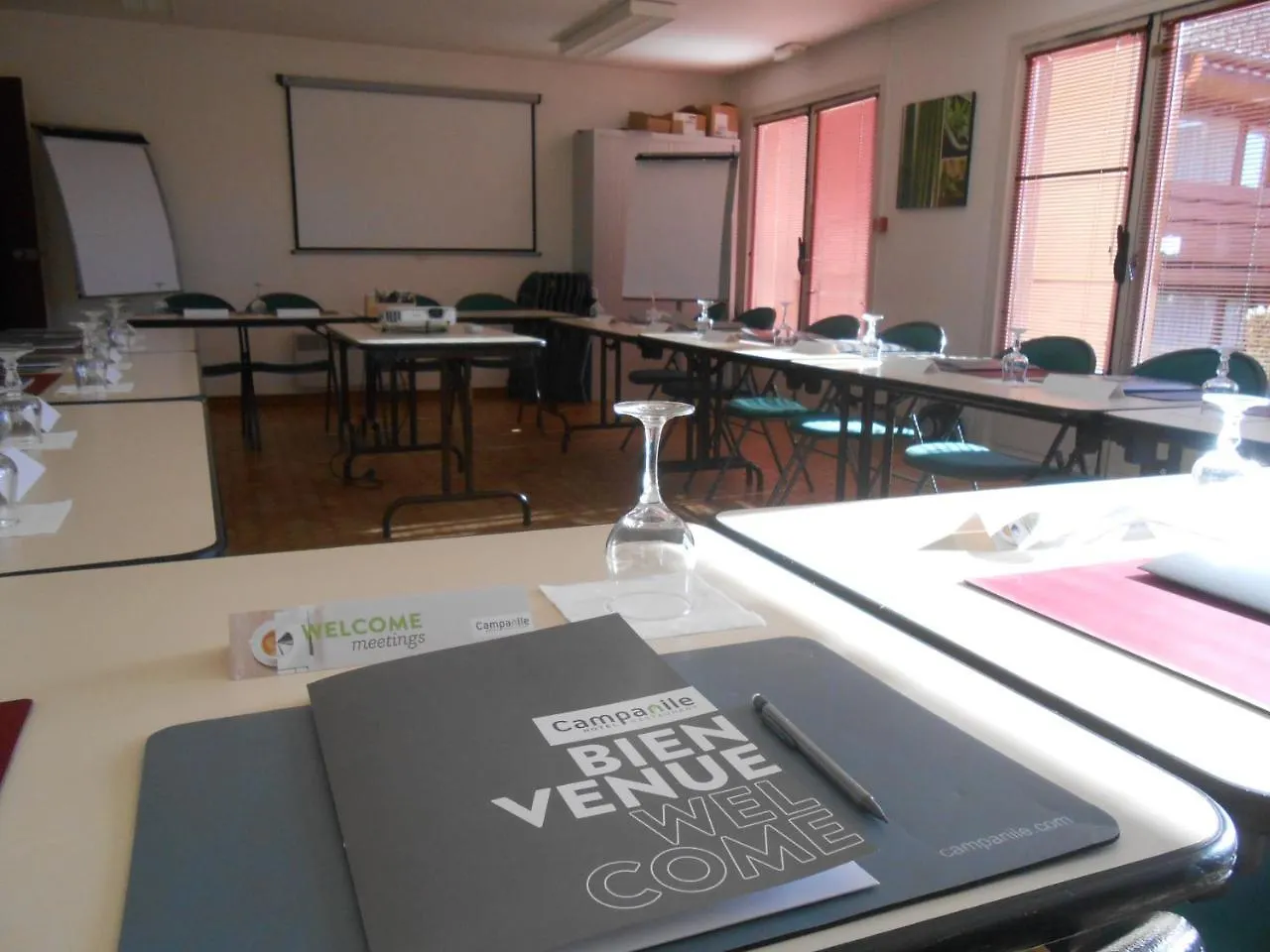 Hotel Restaurant Campanile Aurillac